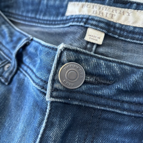 Burberry Brit Dark Wash Low Rise Skinny Jeans - Picture 11 of 12